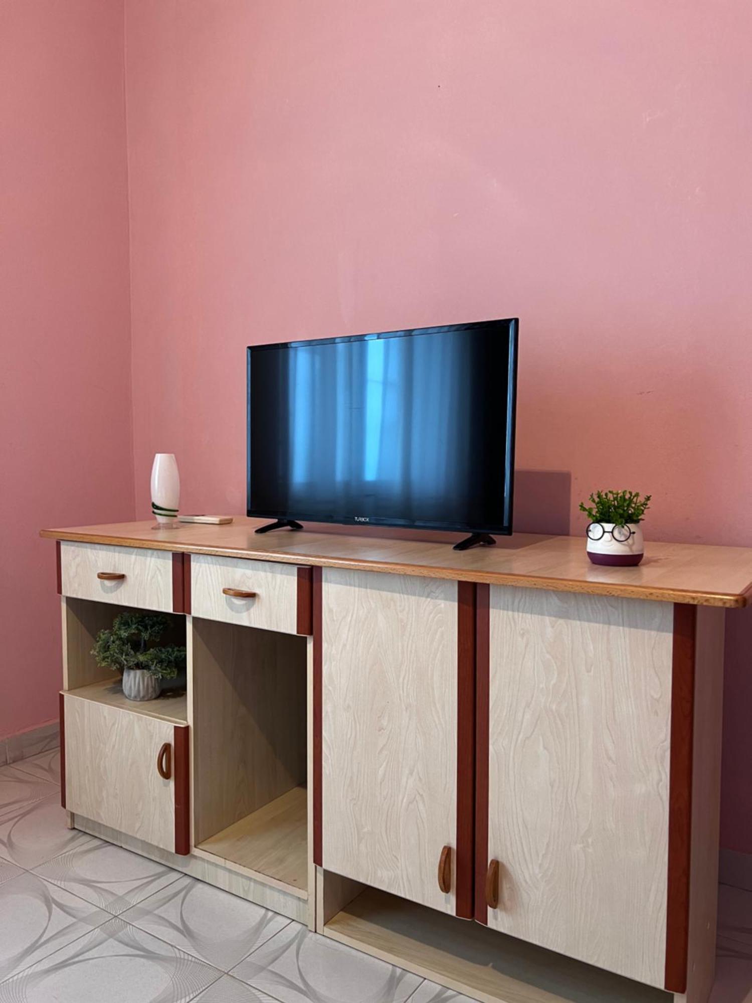 Berat Private Room In Haxhialiu Villa מראה חיצוני תמונה